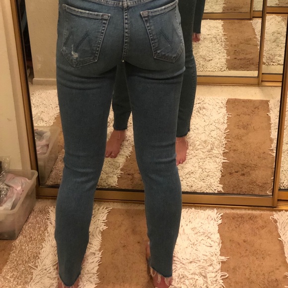 MOTHER high waisted looker ankle fray. - Picture 2 of 3